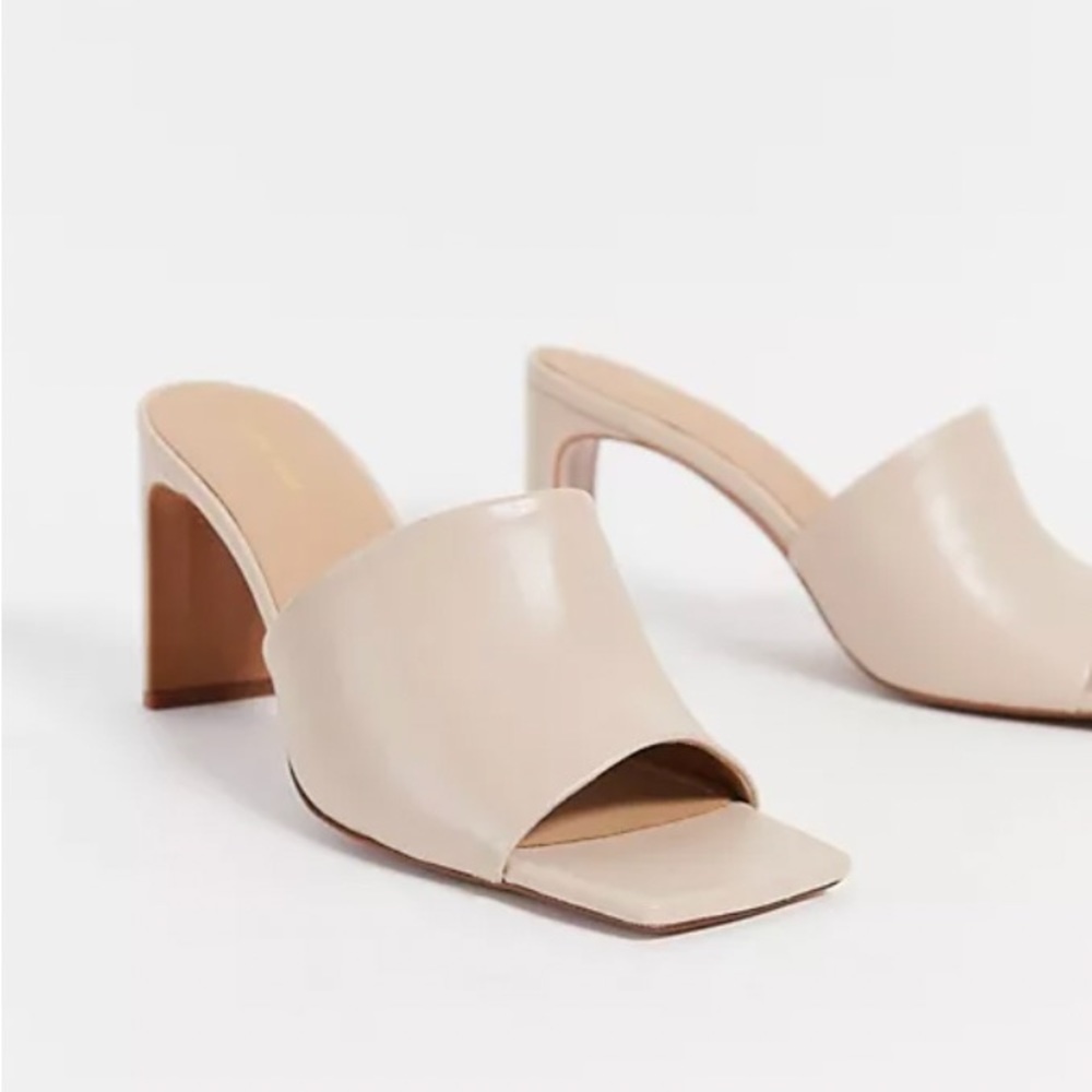 & Other Stories Heeled Leather Beige Mules Size 38